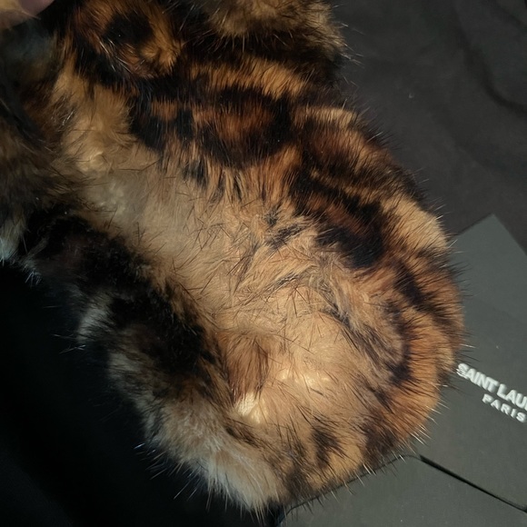 AUTHENTIC SAINT LAURENT Leopard Mink Sandals - Picture 8 of 16